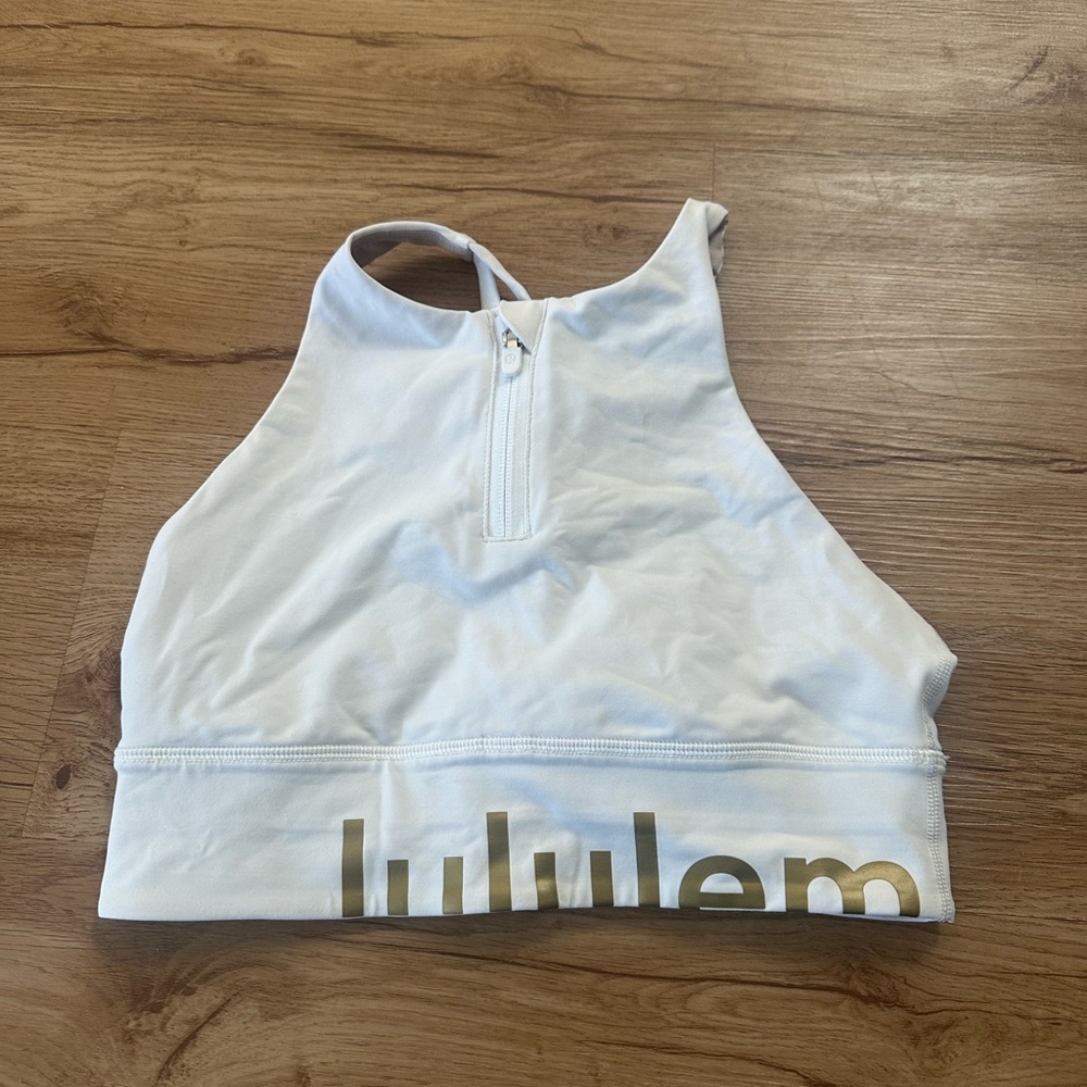 Lululemon Energy Bra High Neck Zip Front White Gold Logo Strappy Back Size 6